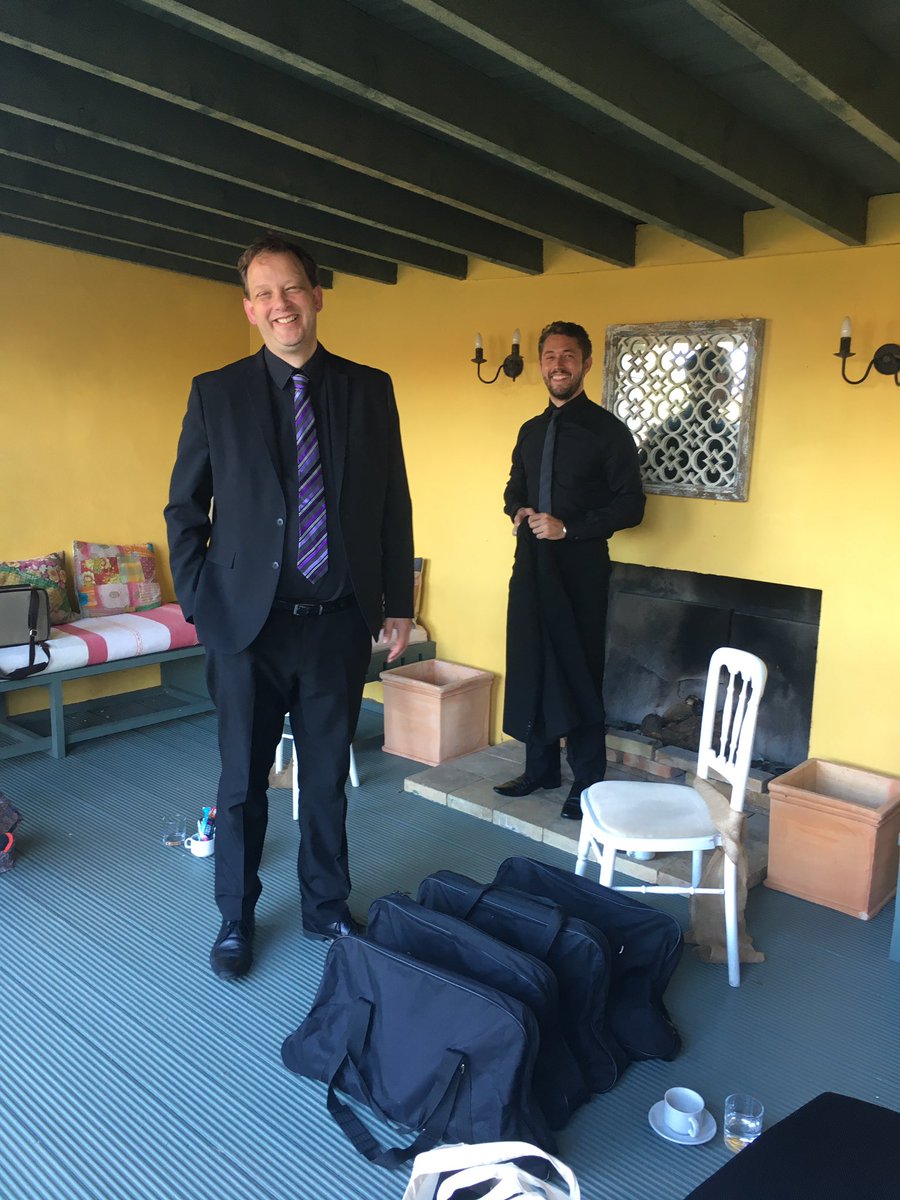 BlytheStringQ's tweet image. A most delicious time playing quartets for Andy &amp;amp; Sophie’s #wedding reception at hidden gem of a venue in #Beccles #Suffolk. @HensteadPavili1 #stringquartet