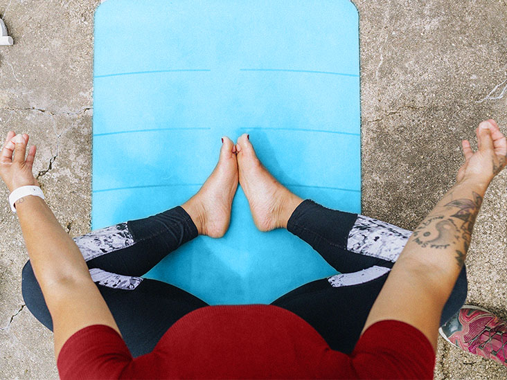 Exercises and stretches to help relieve back pain associated with ankylosing spondylitis, ow.ly/PBRu50GgfjA #ankylosingspondylitis #backstretches #backexercises