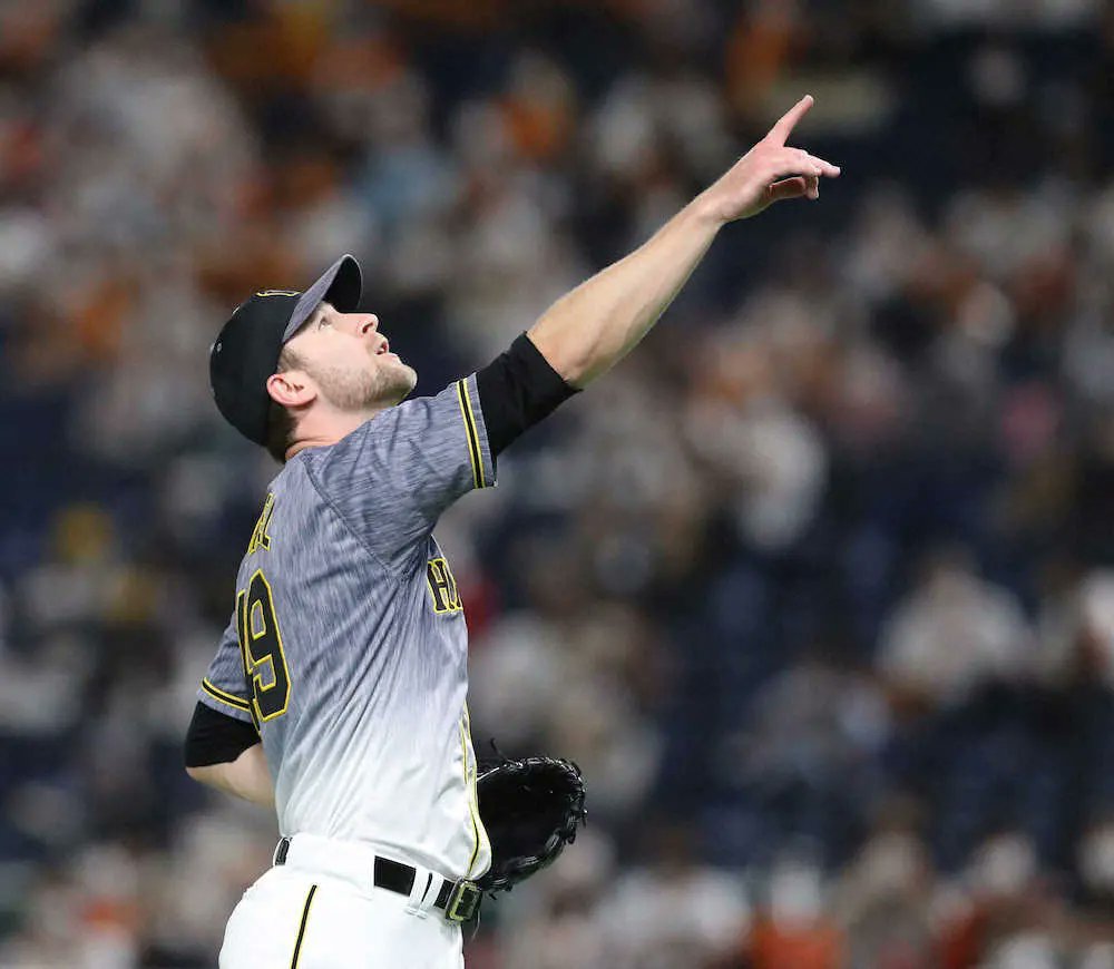 JapaneseBaseba4's tweet photo. 9/26 Yomiuri vs Hanshin 3-4 

Hanshin Joe Gunkel 🇺🇸 revenged 
Then he fixed the pitching well and allowed just 1 run in 6 innings 

#JoeGunkel https://t.co/0agc7hL4uu