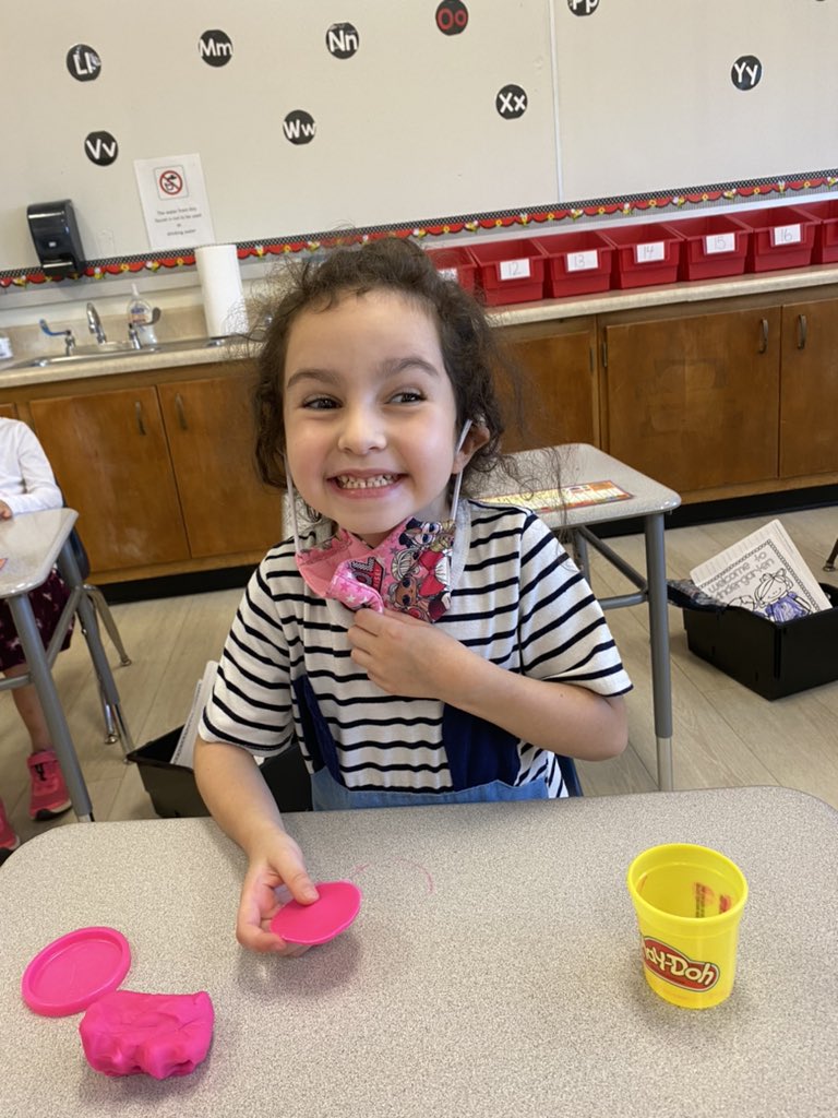 Ingber208's tweet photo. Mask break and fine motor work. https://t.co/AqDvi17jlZ