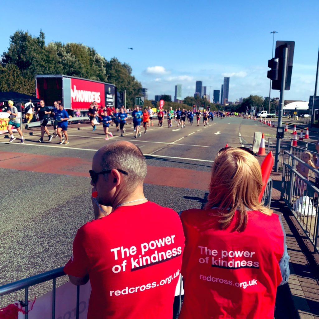 Wow 🤩 What a day! Cheering on all the incredible runners at #GreatManchesterRun. Huge congratulations to all who took part especially our amazing <a href="/BritishRedCross/">British Red Cross 🧡</a> runners! 

The sun shone, the music blared and it was a glorious Mancunian day 🐝

<a href="/EventsRedCross/">Red Cross Events</a> #PowerofKindness