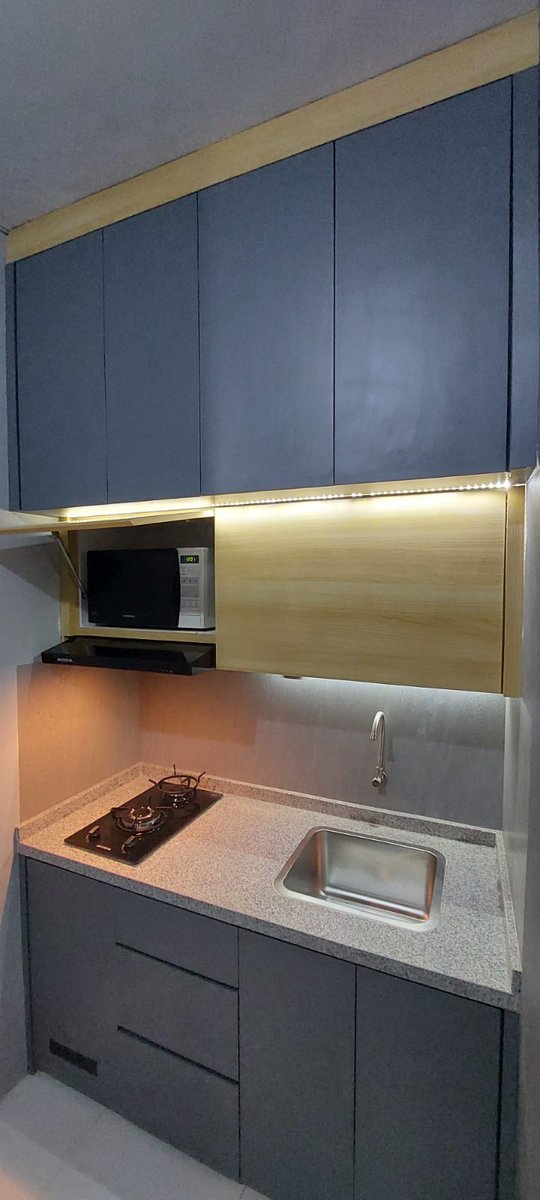 Custom Furniture Maker tweet media