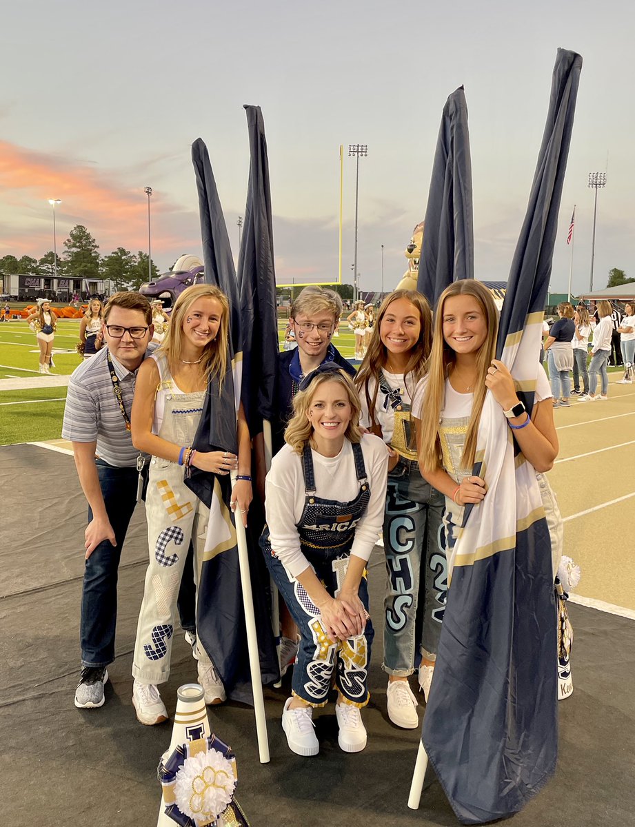 Homecoming was a success!  Record attendance and the kids had a great time!! A HUGE HUGE THANK you to Mr. Stowe! We love and appreciate you so much! #dreamteam <a href="/StoweFoSho/">Chris Stowe</a>  <a href="/LClionsPTO/">Lake Creek high school PTO</a> <a href="/PhilTweaton/">Phil Eaton</a>