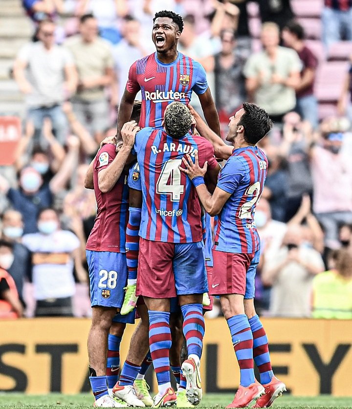 jpehaiti's tweet photo. Fati Buteur ⚽️, victoire 3-0 et cette photo 🤔 https://t.co/xHz1e5hle0