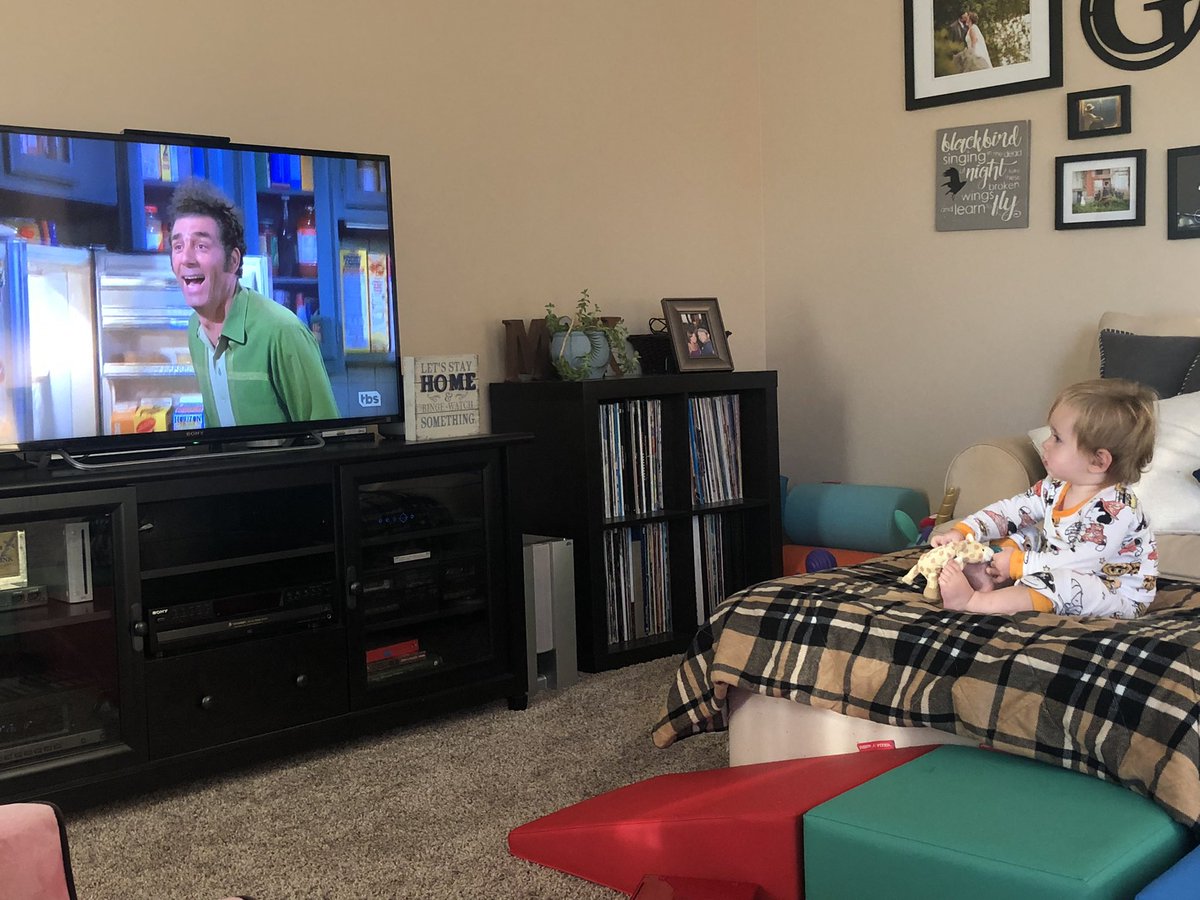 thenikrivers's tweet photo. Getting Kinley caught up on the classics with some Sunday @SeinfeldTV 
#Seinfeld #HoochieMomma #SerenityNow #KinleyRyan #girldad https://t.co/dVI8Big2sF