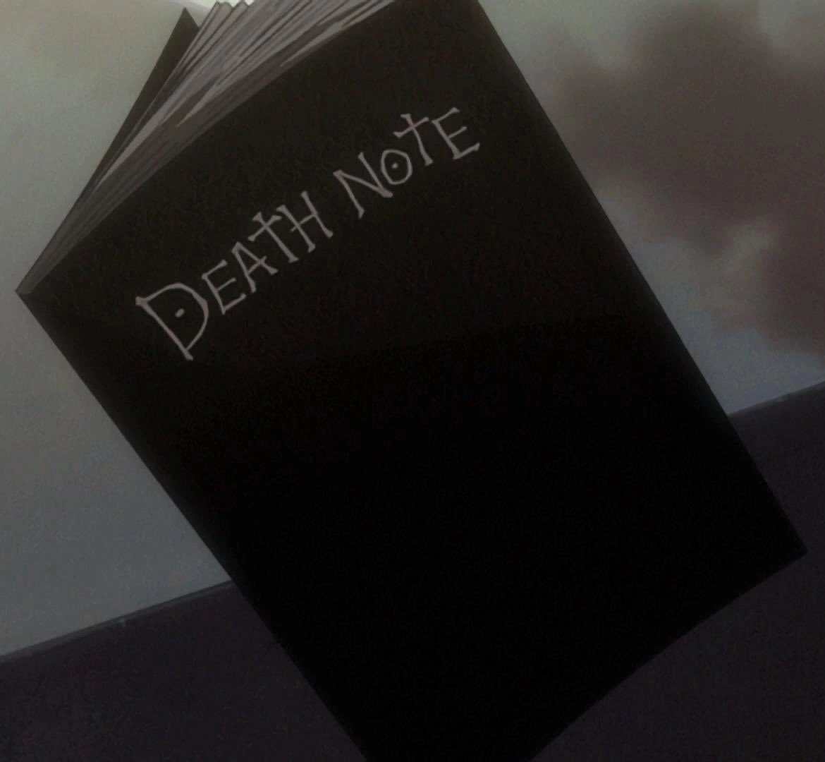 AckermanCxptain's tweet photo. I found this note book outside

 I should give it to eren. https://t.co/eL704dwMJT