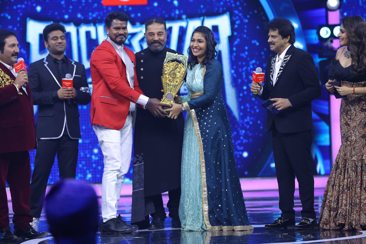 RockstarTheShow's tweet photo. வாழ்த்துக்கள் Title Winners #Mahalingam &amp; @priyahemesh.

Star to ROCKSTAR.

@ikamalhaasan @RockstarTheShow @turmericmediaTM @ZeeTamil 

#Rockstar #RockstarGrandFinale #StarToRockstar #RockstarTheShow #GrandFinale #TurmericMedia #ZeeTamil https://t.co/o0ujd6X4TP