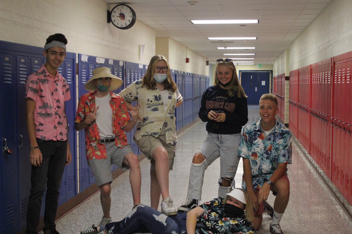 SWSpartanShield's tweet photo. Ready to go on Tourist Day! #rememberwhen https://t.co/sDy1mFM0eQ