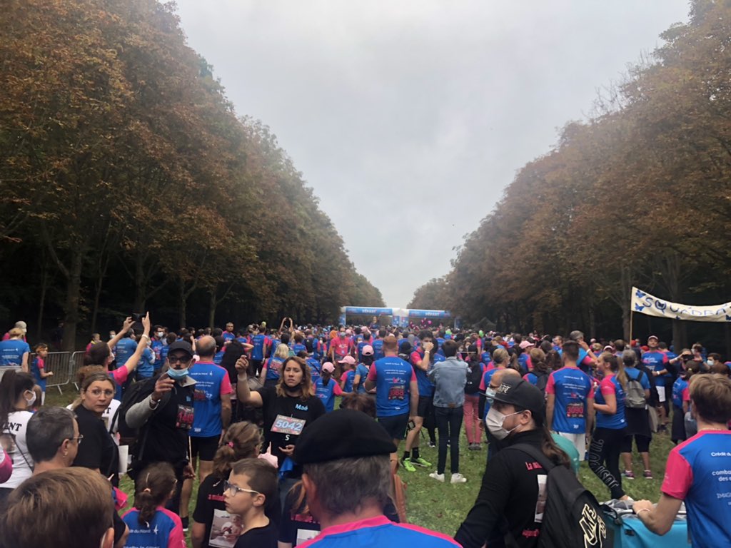 19_zaz's tweet photo. Une belle manière de finir la #AXAWeekForGood #AXACRWeek avec la course @ImagineforMargo toujours aussi bien organisée, et tout aussi émouvante que festive ! #gofightwin https://t.co/IINKQqh6om