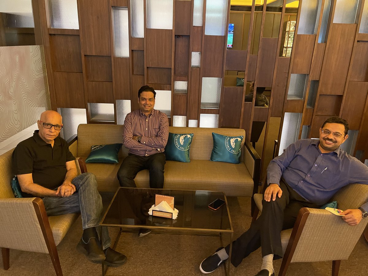 asitbaran's tweet photo. A lovely evening with mentors 😊😊. Thank you @PrakashGaba Sir for hosting us. Lovely spending time with these legends. https://t.co/eqyYn5IcRw