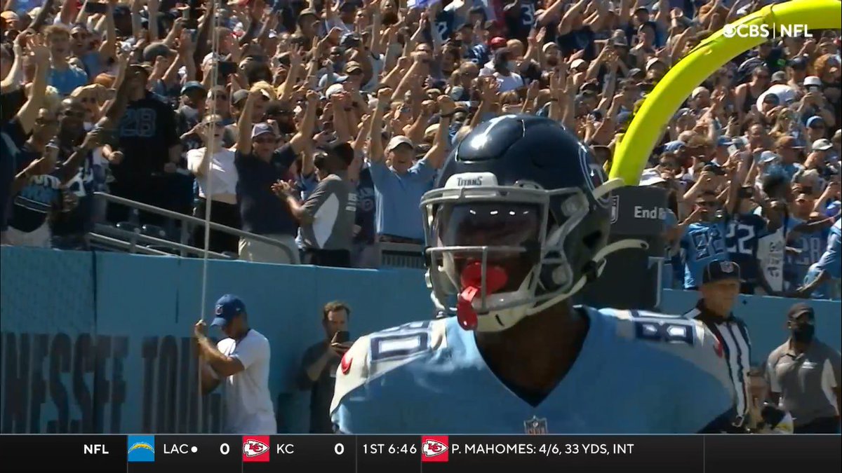 Touchdown de ellos, Chester Rogers (uno al que alguna vez le matamos el hambre). Ya estamos abajo, 7-0.

#ForTheShoe #NFLTwitter #NFL