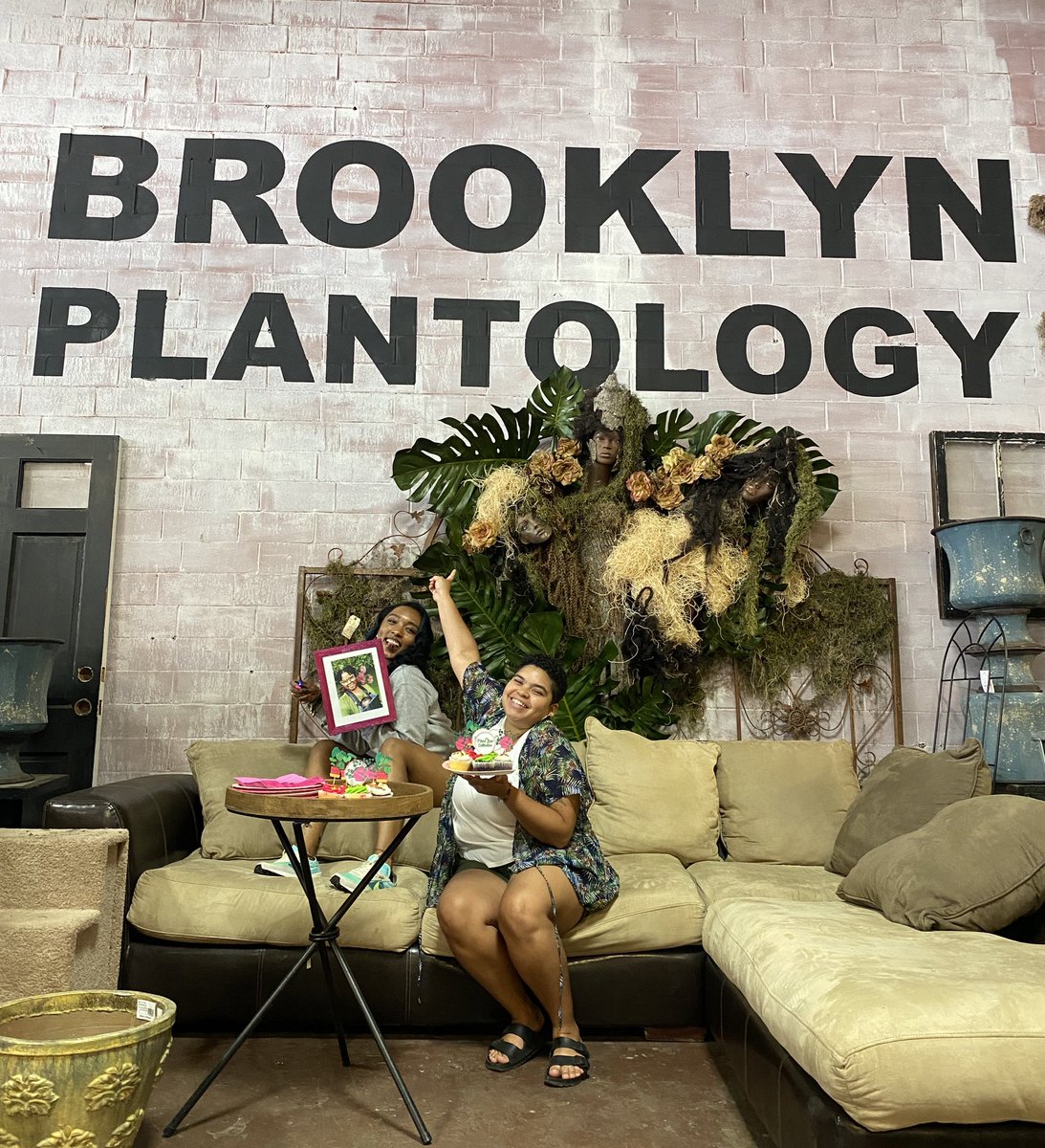 PlantBaeCo_'s tweet photo. It’s Swap Day!
 
See you Baes soon🪴💗 https://t.co/YKePgG30FM