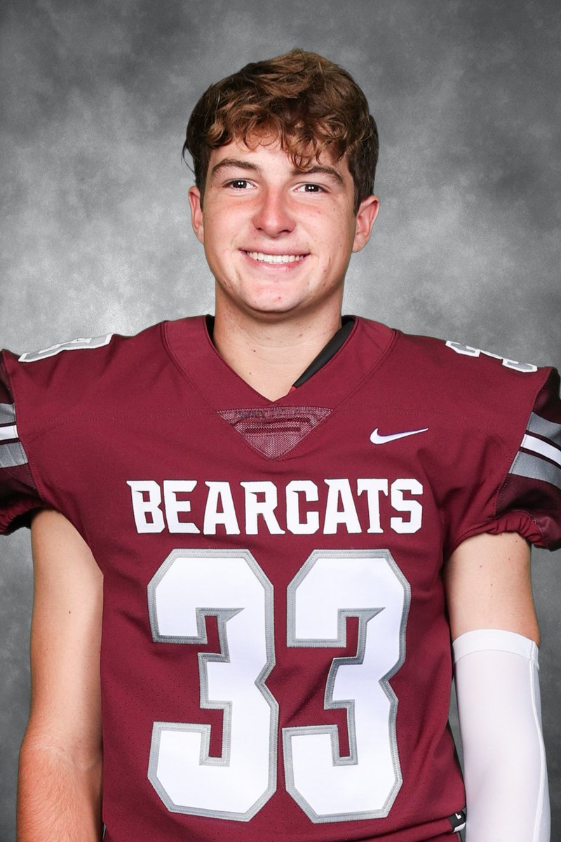 SHBearcatFB's tweet photo. Your Bearcat POW:

Offense: @nolbert_sibrian @phoenixgrant7 @calebat_21 @AriesJones3514 

Defense: @ZacoreionH @connor7clark @KnightTeyvian @Josue90981129 

Specials: @CasselberryDane 

Great job men!!! Give them 3 claps.... #WeWillWin https://t.co/o8l0ZhdVMc