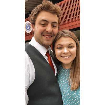 heidi_rush29's tweet photo. the best wedding date😍 https://t.co/7UsNoWAdG7