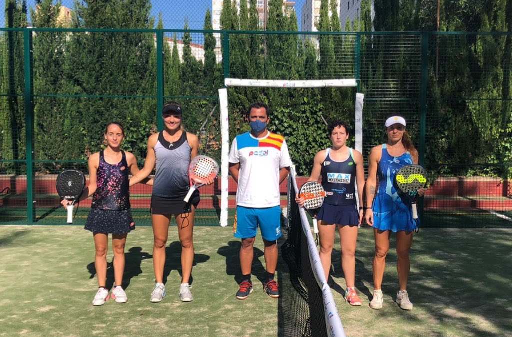 📝 #RESULTADOS FINAL🥇ORO 2️⃣4️⃣⭐️Club de Pádel 79 Benicassim 💪🏽

🚺
🏆 <a href="/EFrancs/">Estela Francés</a> - <a href="/SharifovaKsenia/">Ksenia Sharifova</a> 
❌ <a href="/celestepazz/">Celeste Paz</a> - <a href="/aramartinezi/">Araceli Martinez</a> 
✒️ 7/6 6/3

📍Club de Pádel 79 Benicassim 
<a href="/comunitatesport/">Comunitat de l'Esport</a>