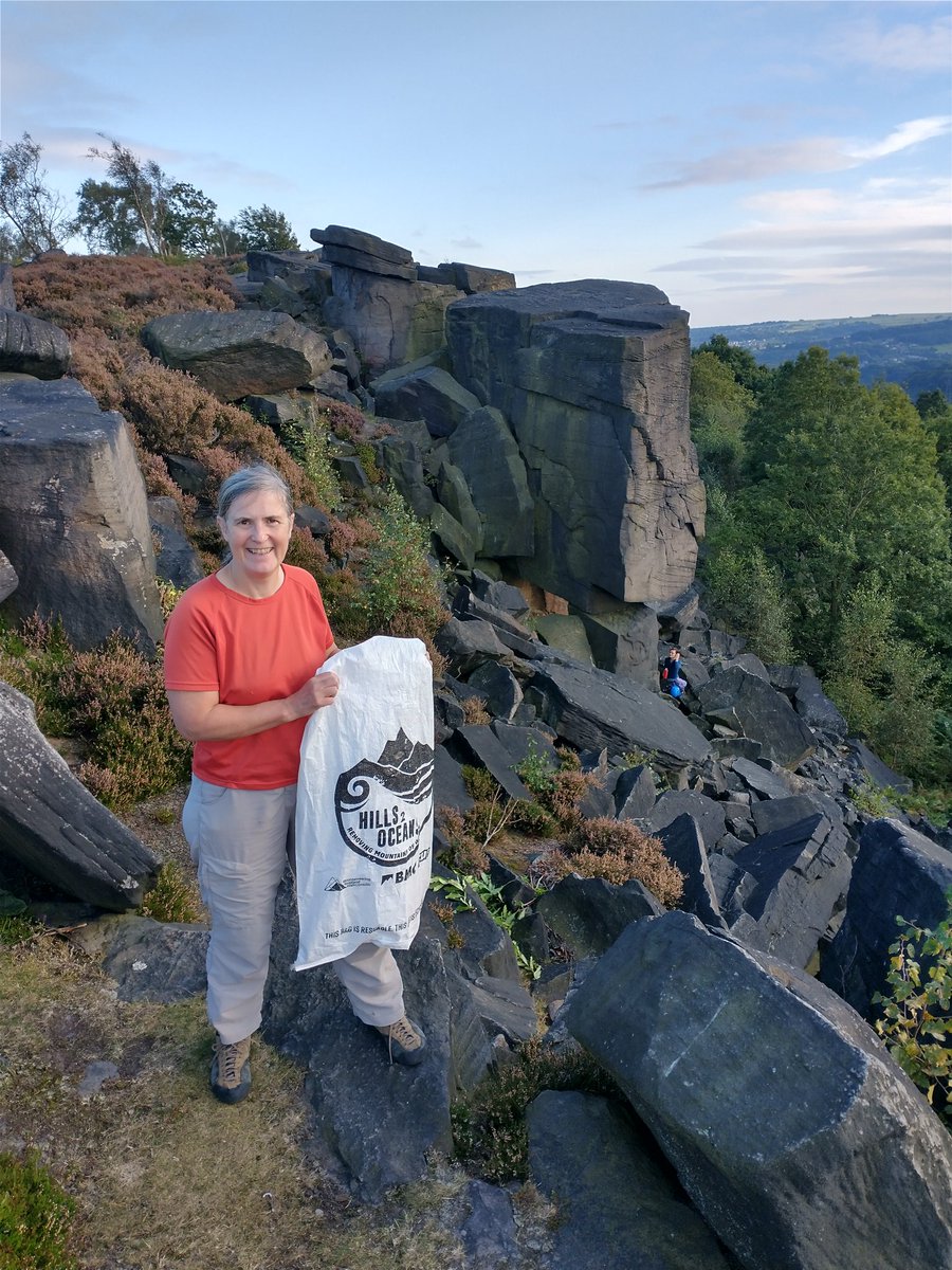 Great day climbing at my favourite crag, Wharncliffe. Always take my BMC Hills2Ocean rubbish bag with me. Pleased to report not too much rubbish, however there was too much broken glass, I can only assume from bottles being thrown from the top of the crag 😞