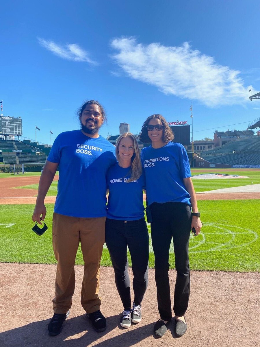 PodcastMistaken's tweet photo. Cubs Managers sporting their @obvious_shirts today! 🔥 #SecurityBoss #HomeBase #OperationsBoss ❤️ https://t.co/MOV6NNgxTE