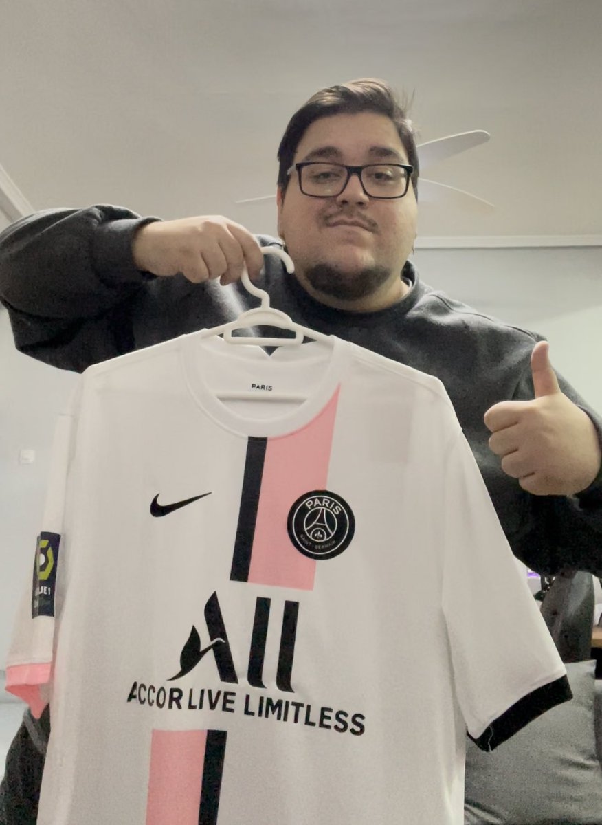 xARiiAN's tweet image. 🚨 SORTEO 4 CAMISETAS 🚨 

Elige la que quieras de Solefootball.com
Si tenéis dudas MD @Solefootball_ 

• Sígueme @xARiiAN 
• Dale RT 🔁
• Menciona a un amigo

Estoy regalando 4 camisetas todas las semanas ❤️

Mucha suerte cracks, ganadores anunciados aquí el 3/10/21 🗓