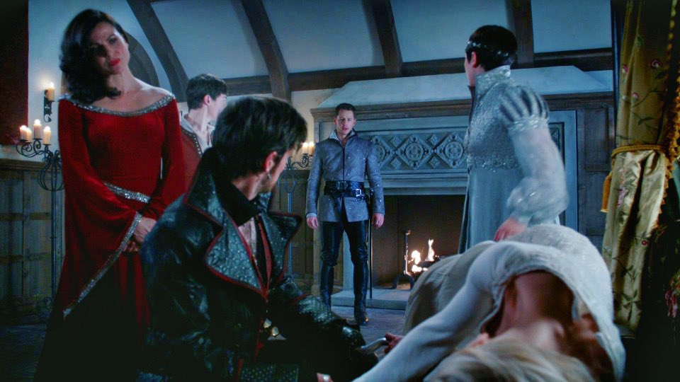 Emma confided to Killian that she sees the DO in her head but when Snow asked him, he said she didn’t talk. 

At her most vulnerable times, when every ounce of control is taken from her, either by darkness or by the dagger, he is the one who respects HER, her privacy &amp; her trust.