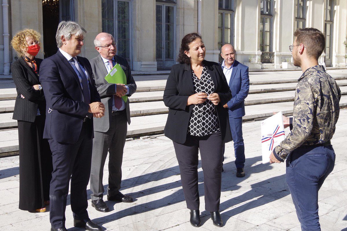 Bravo à Alexis Fayolle, étudiant à Grenoble, président de l’<a href="/Interasso_UGA/">Interasso Gre-Alpes</a>, désigné Prodige de la République pour son engagement exceptionnel au service des autres pendant la crise.