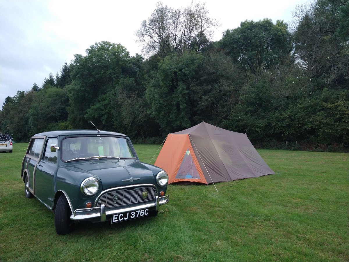 TisI_LeClerc's tweet image. Bit late to the party, but #Outwell #GetOutsideDay Camping in the forest....