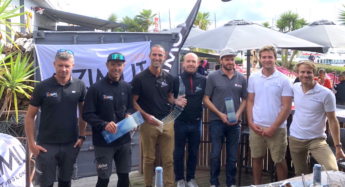 UltimBoat's tweet photo. #Ultime #Ultim #DefiAzimutUltim #photo
La remise des prix du Défi Azimut Ultim https://t.co/oGEeX0Twn8