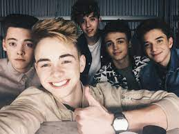 StephTheGroupie's tweet photo. @whydontwemusic thank you for the smiles and comfort, safe place that you bring. i know there's been some good times and the bad, but you have always had each other and all us limelights! you guys are stronger then you all know! and i'm forever for of you all! #5yearsofwdw https://t.co/ef2nqDxg3R