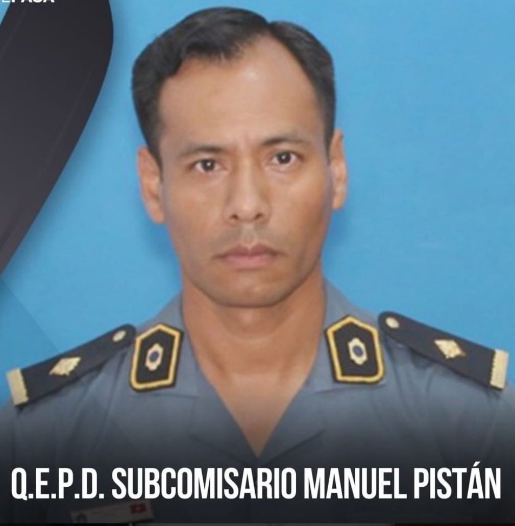 ineliendo's tweet photo. No tener las pistolas taser nos costó la vida de otro policía. Esta madrugada, Manuel Pistán salió a cubrir una pelea callejera y terminó siendo asesinado a palazos.

Manuel evitó usar su arma de fuego para no arriesgar vidas y terminó perdiendo la suya. QEPD 🖤 https://t.co/B90Bnkg0XB