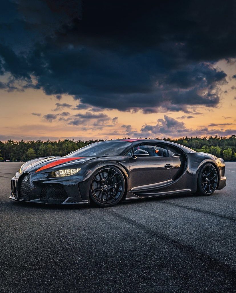 LuxuryCars365's tweet photo. Bugatti Chiron Supersport 🔥 https://t.co/gD5u51IFZK