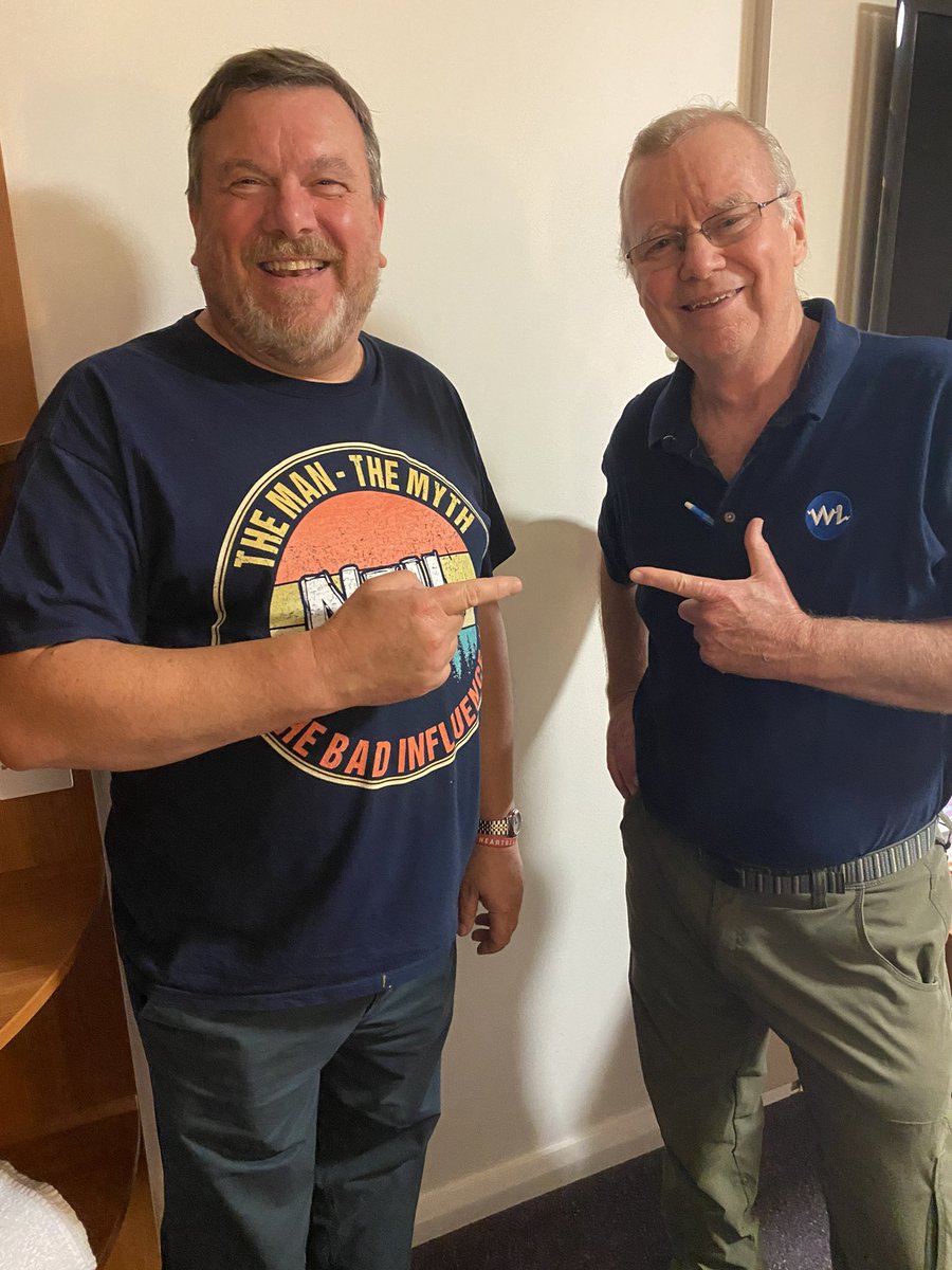 unclenezzer's tweet photo. Honoured to assist @threpio from @EliteSignatures with the @tapcaf signing! https://t.co/6Oq2fQcAzT