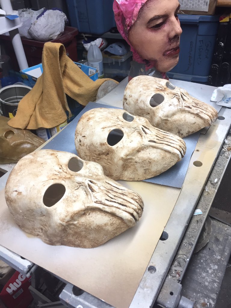SicSexSix's tweet photo. One coat of paint in for another round of #KillJournal masks - - these 3 are part of the last batch, 9 altogether. That means they’ll be in backers’ hands soon! 🤘
@GiftedRebelsCo https://t.co/Trd26Cb9l4