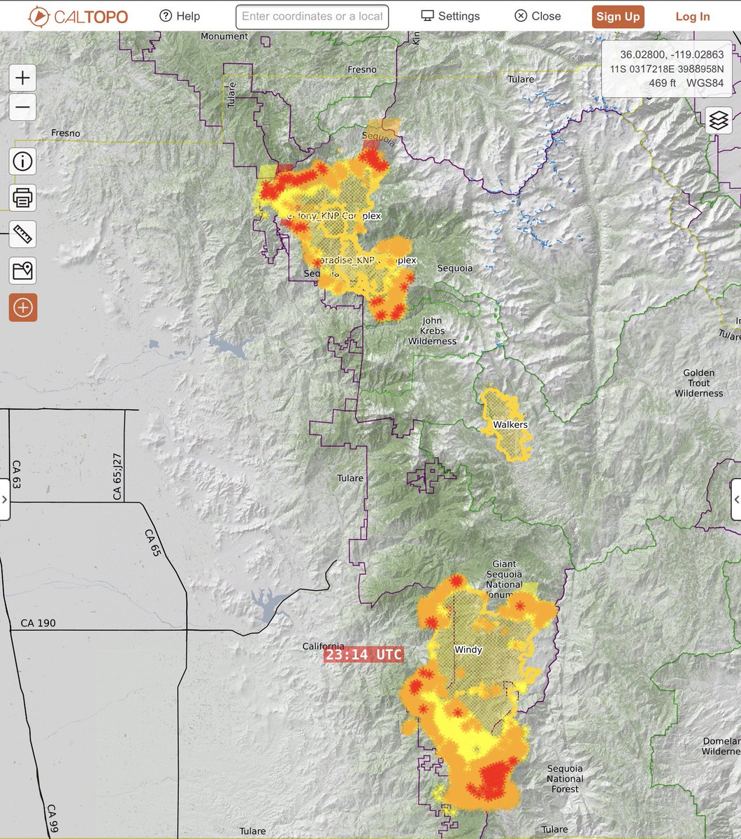 BCWildfireWkly's tweet photo. CalTopo is a great site to look up fire activity and fire perimeters.

Shown in the screenshot:

#KNPComplex/#KNPComplexFire - @SequoiaKingsNPS 
#WalkersFire 
#WindyFire - @sequoiaforest/@TuleRiverTribe 

📸: https://t.co/QQgx8qnqGA (1/2) https://t.co/cdapH3vwzX