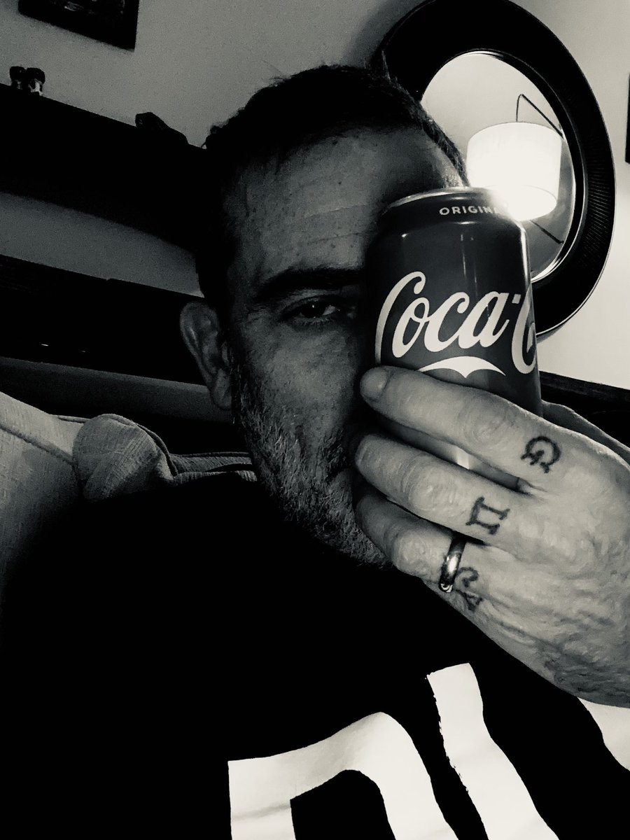 Kimshinsbride's tweet photo. Hi my name is micaela and I am fan of Jeff since 2018. 
I love you so much @JDMorgan thanks for always put an smile in my face ❤❤❤
#IntegracionJDM https://t.co/rpBcNqo7Yz