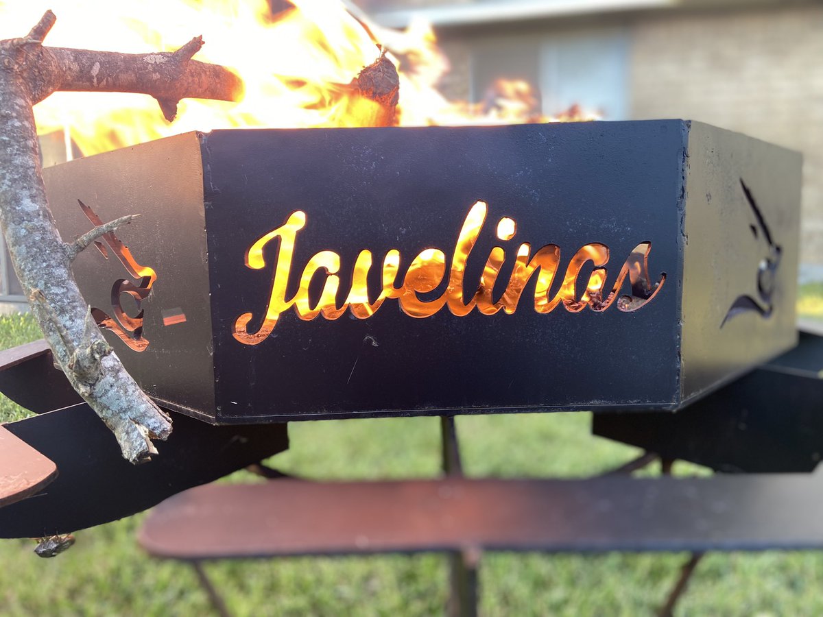 Hope y’all are having a great Sunday afternoon! #DSP #GoHogs #TAMUK