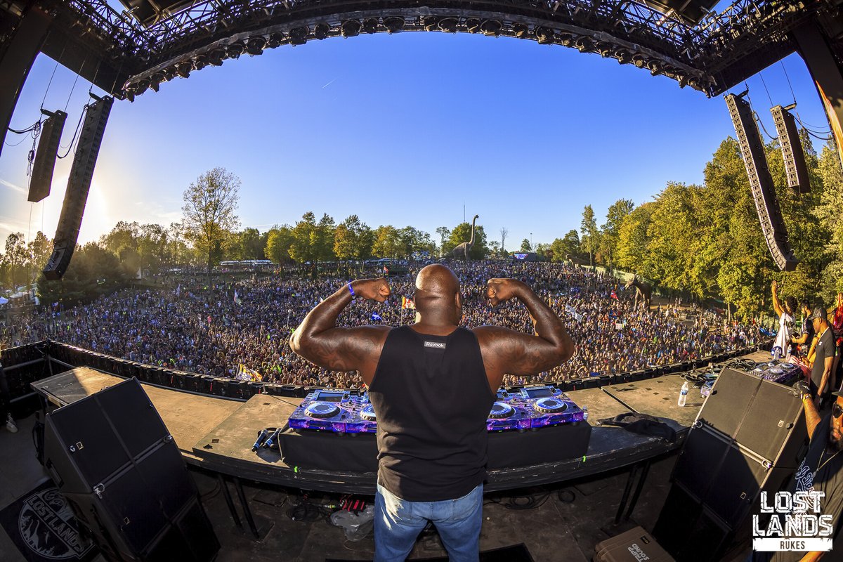 lost_lands's tweet photo. The man, the myth, the legend: @djdiesel https://t.co/htvE4ouJCh