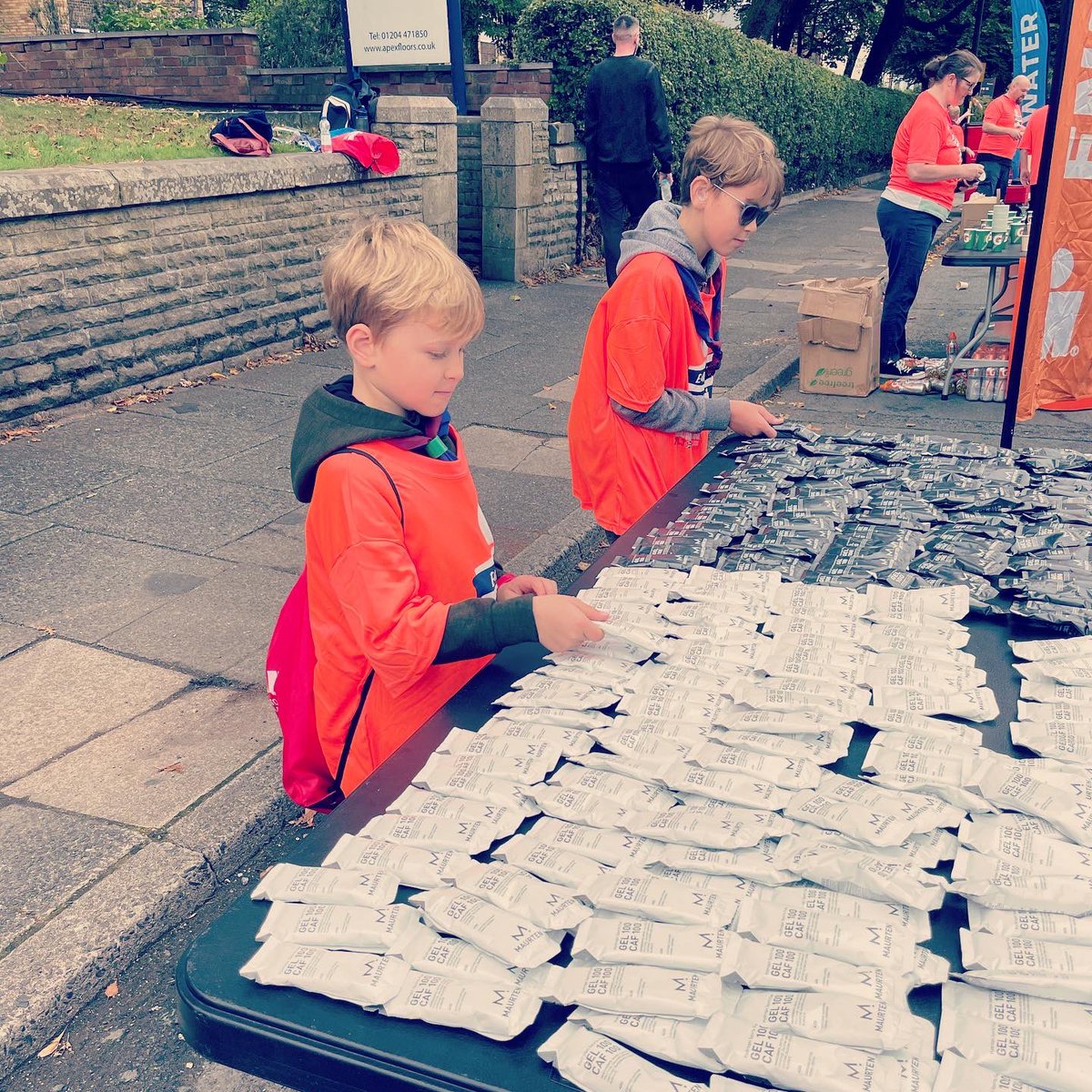 ASJScouts's tweet photo. A big BRAVO and a massive THANK YOU to the Cubs, Scouts, Leaders and parents who assisted @BoltonMRT at their IronMan aid station today alongside @7thRamsbottom Scout group

Well done to all our volunteers and all the Ironman 70.3 finishers 🙌🏅 https://t.co/TaRUsA4GcH