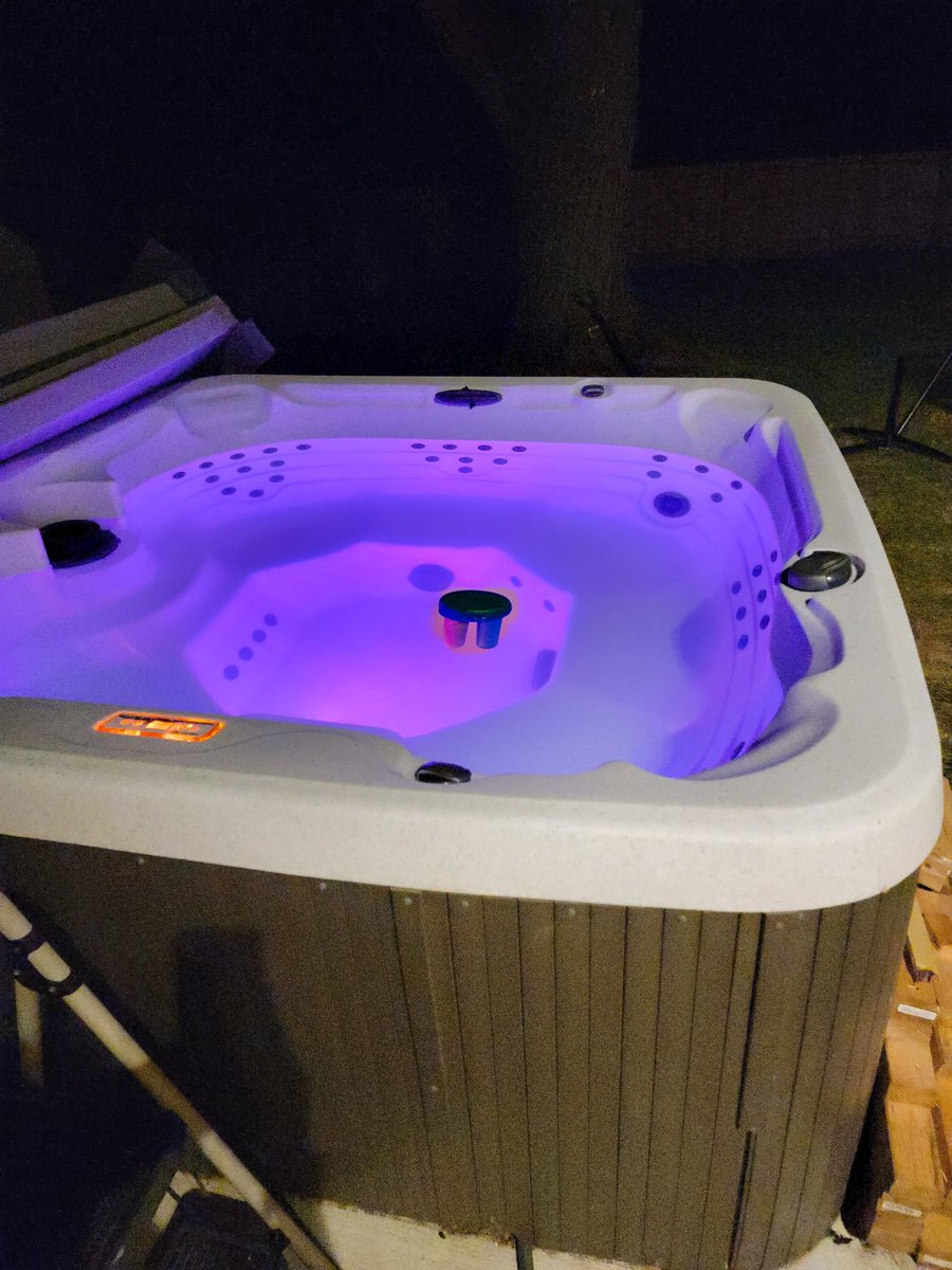 darrellj31's tweet photo. Moment to relax https://t.co/vga8R2TCmg