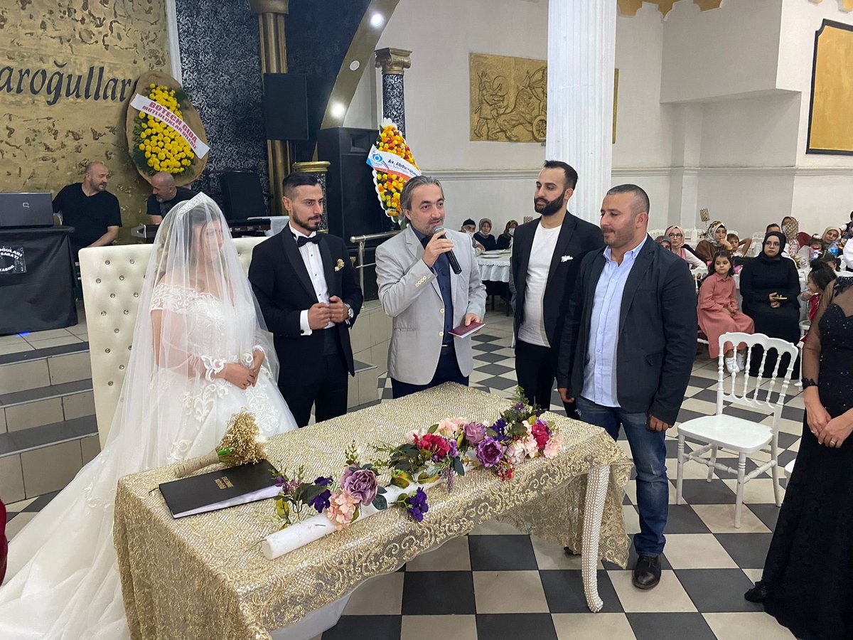 syigitoglu18's tweet photo. Mutluluk sevgiyle başlar, paylaştıkça çoğalır.☺️

Sinem ve İbrahim çiftinin nikah akdine şahitlik ettik.

Kurulan yuvanın Keskinsoy ve Aktaş aileleri için hayırlı olmasını diliyorum. Rabbim iki cihan saadeti nasip etsin. https://t.co/ZuadLvicMG