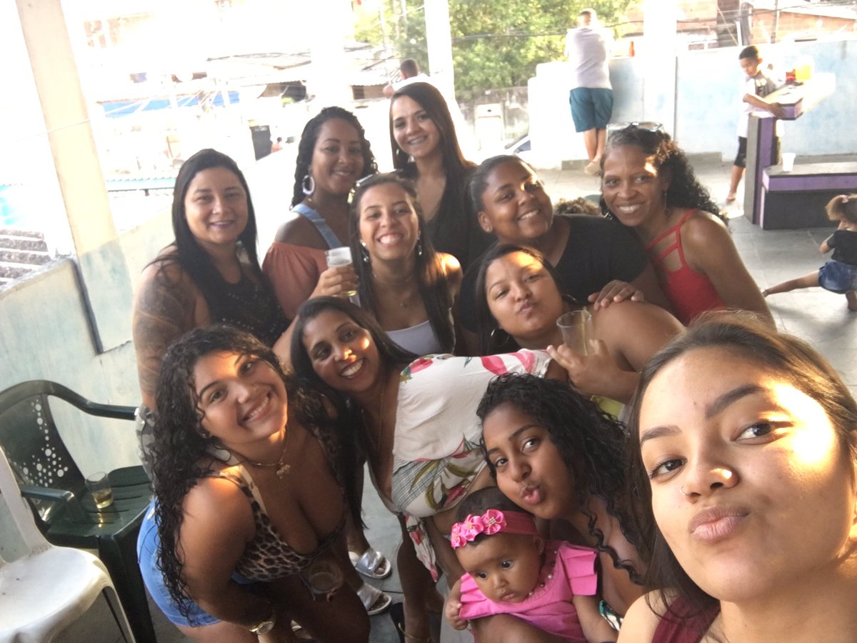 NovinhaPjl22's tweet photo. Domingoou né gata 💕@caio_michelle @Ketlyn74809085 https://t.co/ZQ5XfgK0YZ
