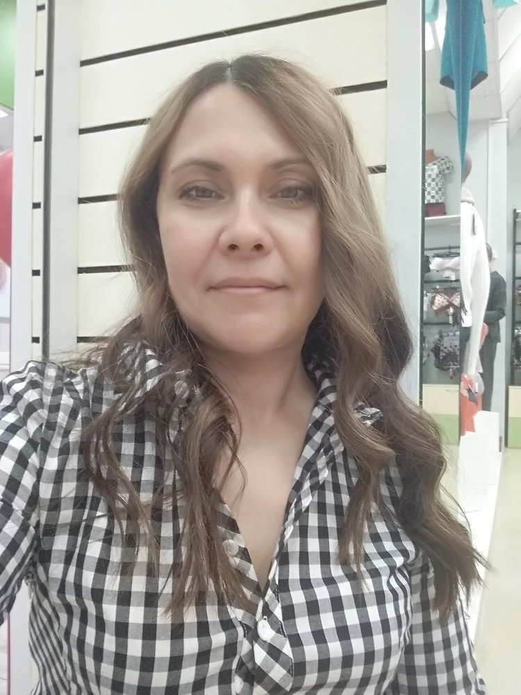 Datingblogorg's tweet photo. Olga is looking for a man among American singles. She speaks English. She is divorced and has a 23 years old daughter and a 28 years old son. 
She likes photography, traveling.
https://t.co/uHdIsTE8pU https://t.co/E8Y4TfGhrF