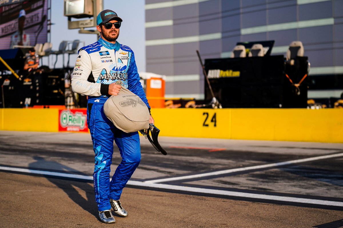 Ryan_Truex's tweet photo. So happy to finally get some luck on our side and get @marquisspas in the top 10 at @LVMotorSpeedway!
Hopefully momentum is on our side and we can finish the year strong.
#FastestWayToRelax #PressTheAttack #goryan https://t.co/YCBrJDkhW8