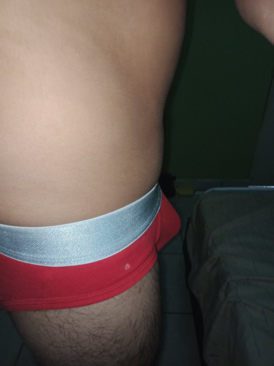juang_vazquez's tweet photo. Porque me lo pidió el amigo...
De rojo te ves bien.siguenle https://t.co/fxxcFk2LXh