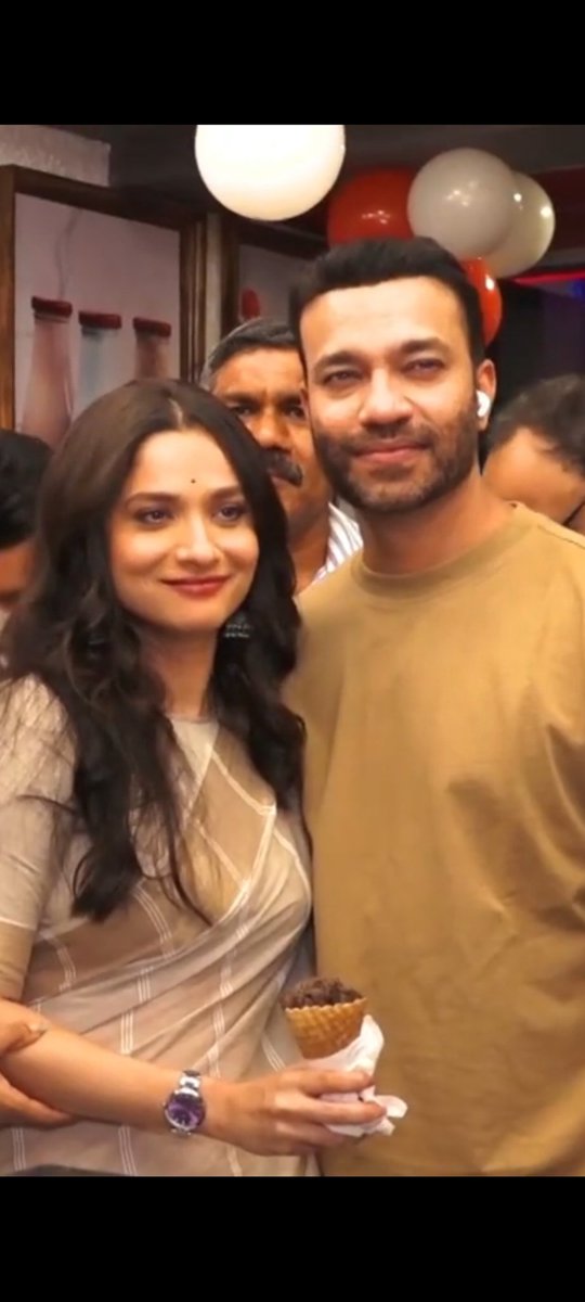 AnViKiKahani's tweet photo. Our Darling ViAnk 😍❤️
@jainvick @anky1912
#AnkitaLokhande #VickyJain #ViAnk #HerVikku #HisManku   #TouchWood #Blessed #LoveViAnk #SupportViAnk #ViAnkHolics https://t.co/trSvQSSYId