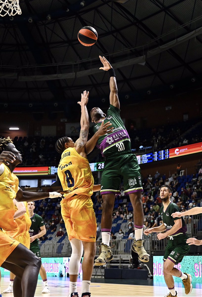 Partido <a href="/unicajaCB/">UnicajaCB</a> vs <a href="/GranCanariaCB/">Dreamland Gran Canaria</a> de la liga <a href="/ACBCOM/">#CopaACB</a> 🏀

#sport #photography #acb #basketball