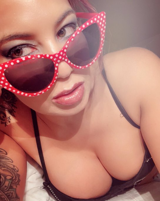 Happy Sunday Lovers ❤️😁 https://t.co/XC8ko1ySKn