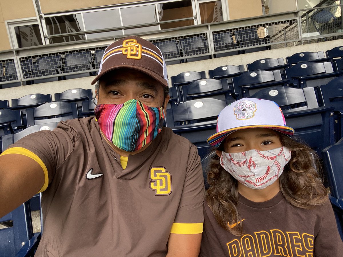 Just the boys today. Last home game of the season #HungryForMore <a href="/Padres/">San Diego Padres</a>