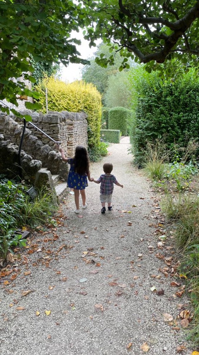 scaredofapathy's tweet photo. She enjoyed showing her little brother around 😍 https://t.co/4BJjO06rpS