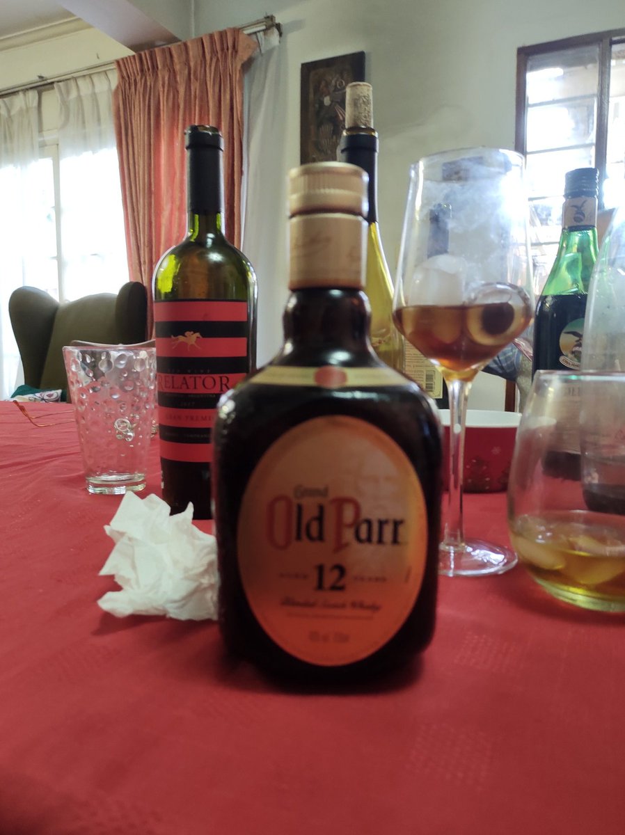 Linda sobre mesa!!! Saluu