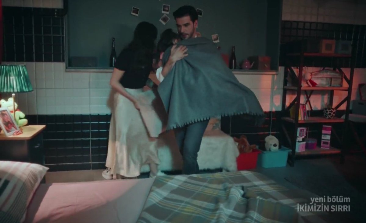 Çoktan aile oldular farkında değiller.  Bir tablo gibiler, bunun hiç ama hiç farkında değiller. 

#KalbininSesiniSusturma 
#İkimizinSırrı  #NevAlp