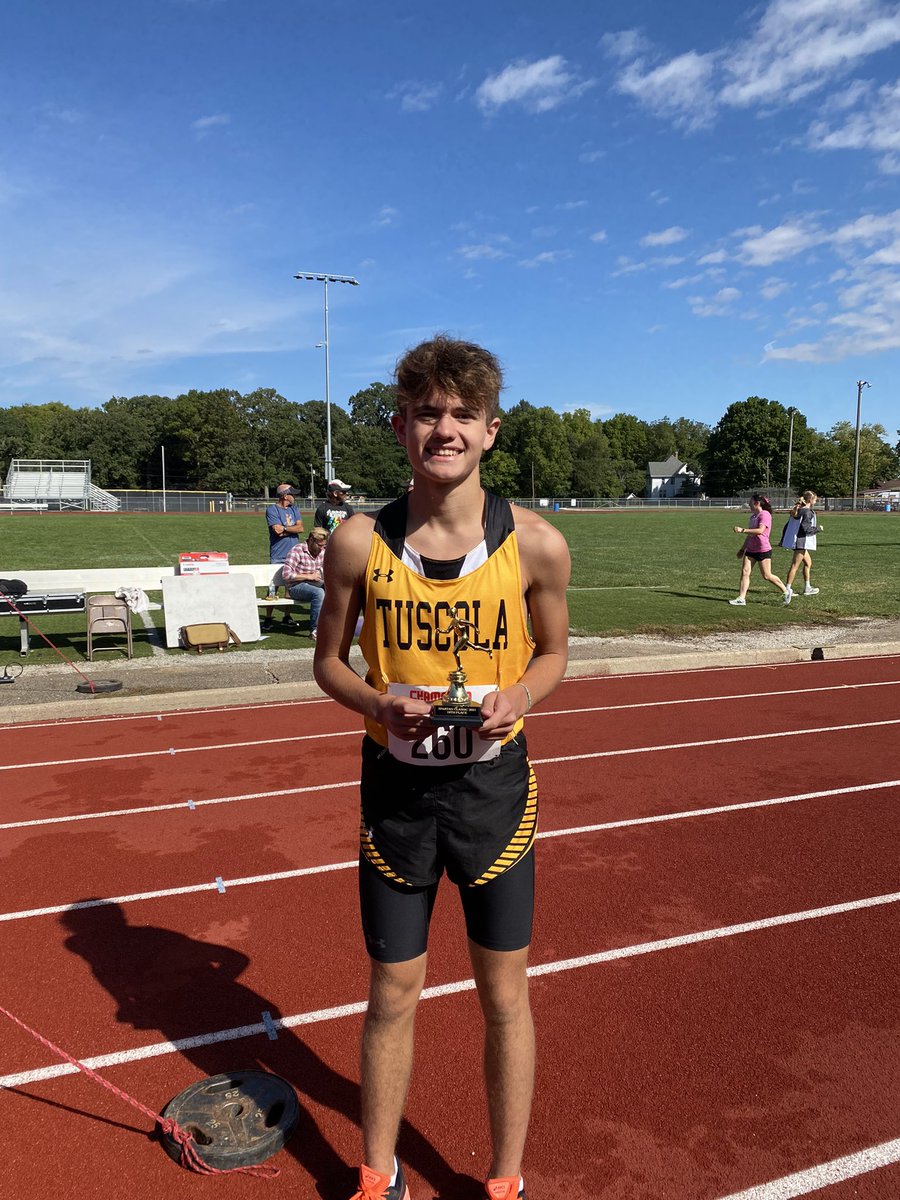 TuscolaXC's tweet photo. Medalists from Spartan Classic: Josiah Hortin 6th, Jackson Barrett 18th, Logan Wallace 44th, Riley Nolan 59th, Will Foltz 82nd, and Bryce Graves 84th out of 156 total boys. https://t.co/FVBIFayKOz